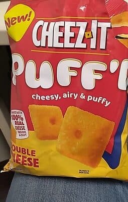 CheezIt Puffed Cheddar (3 oz)